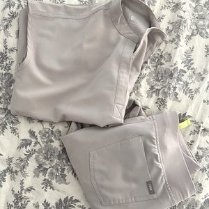 Figs Slate Zamora jogger size S and Figs Slate Rafaela scrub top size XS